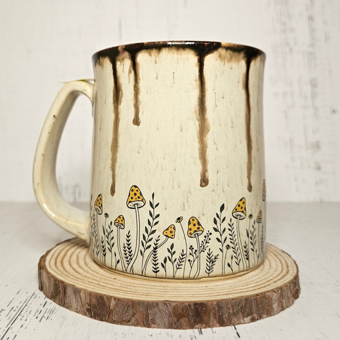 3. Mug 14oz