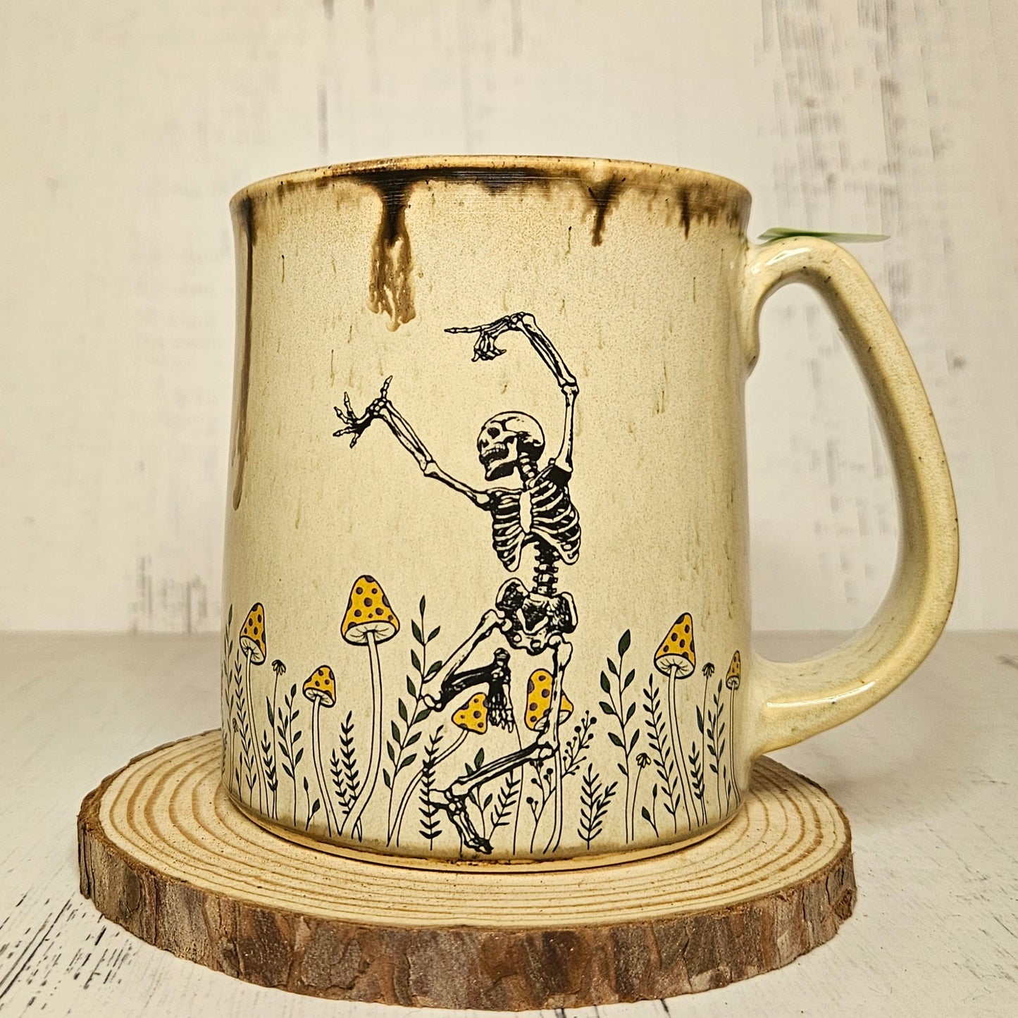 13. Mug 14oz