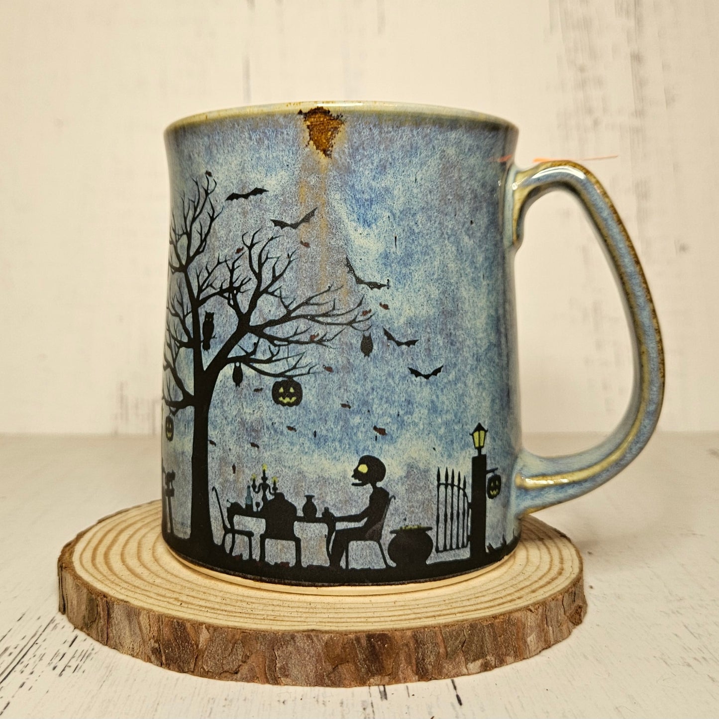 22. Mug 14oz
