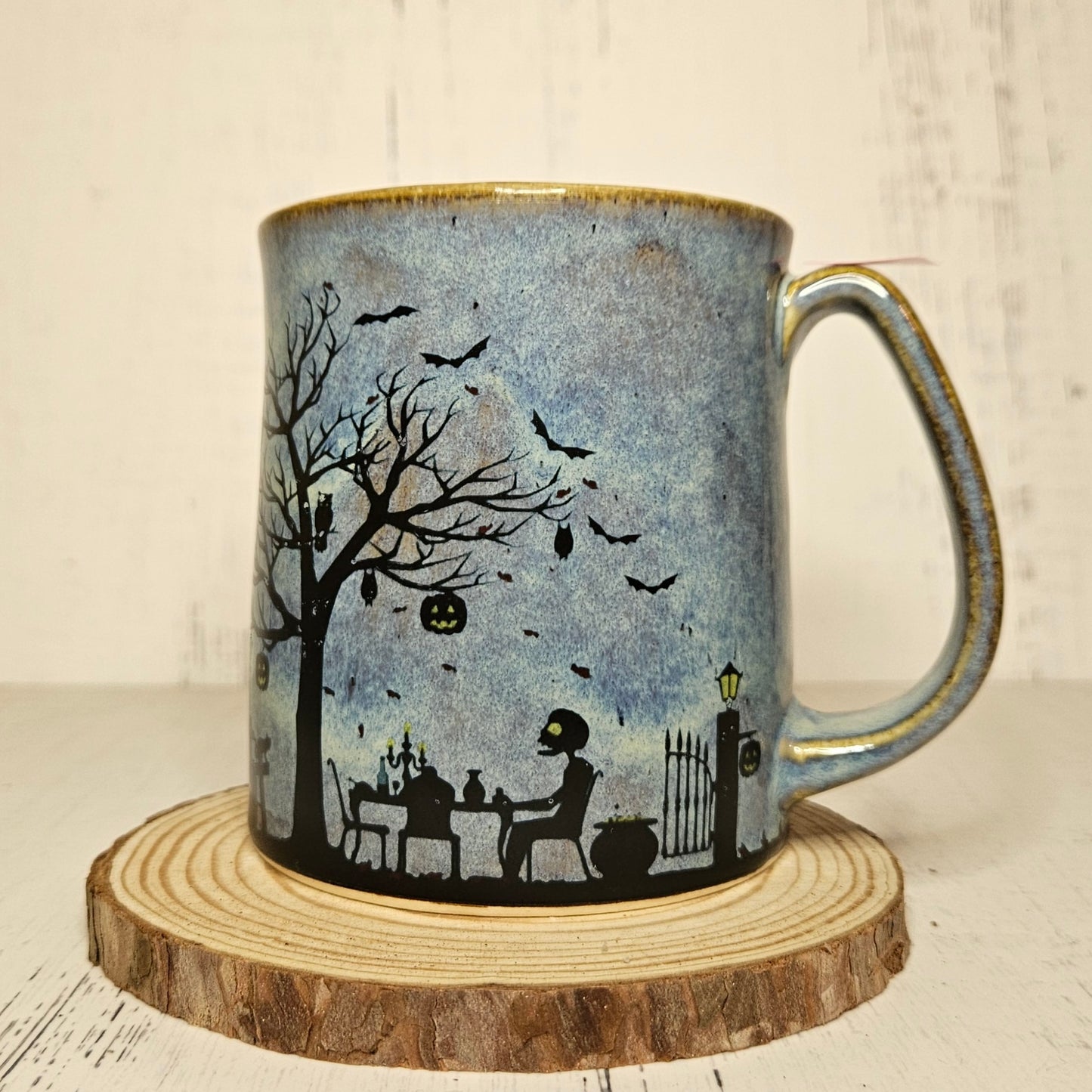 30. Mug 14oz