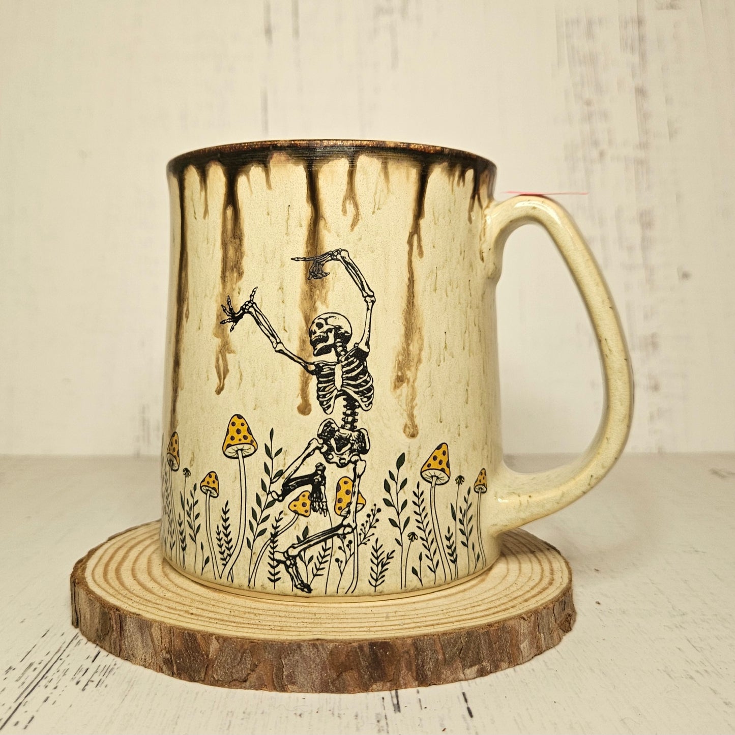 35. Mug 14oz
