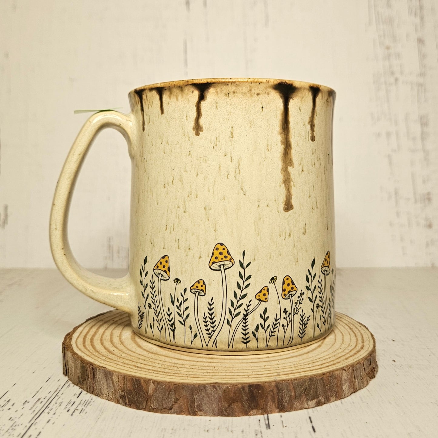 38. Mug 14oz