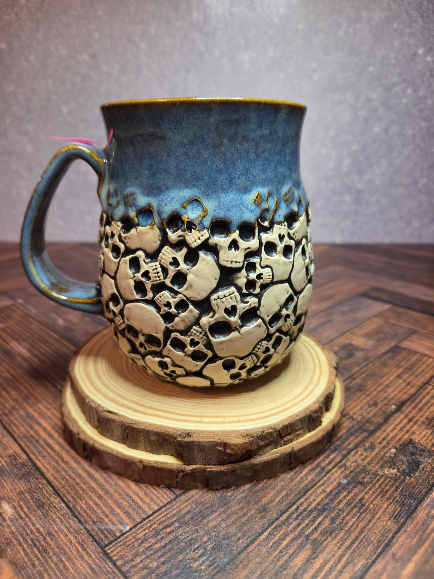 2. Skull Mug 19oz